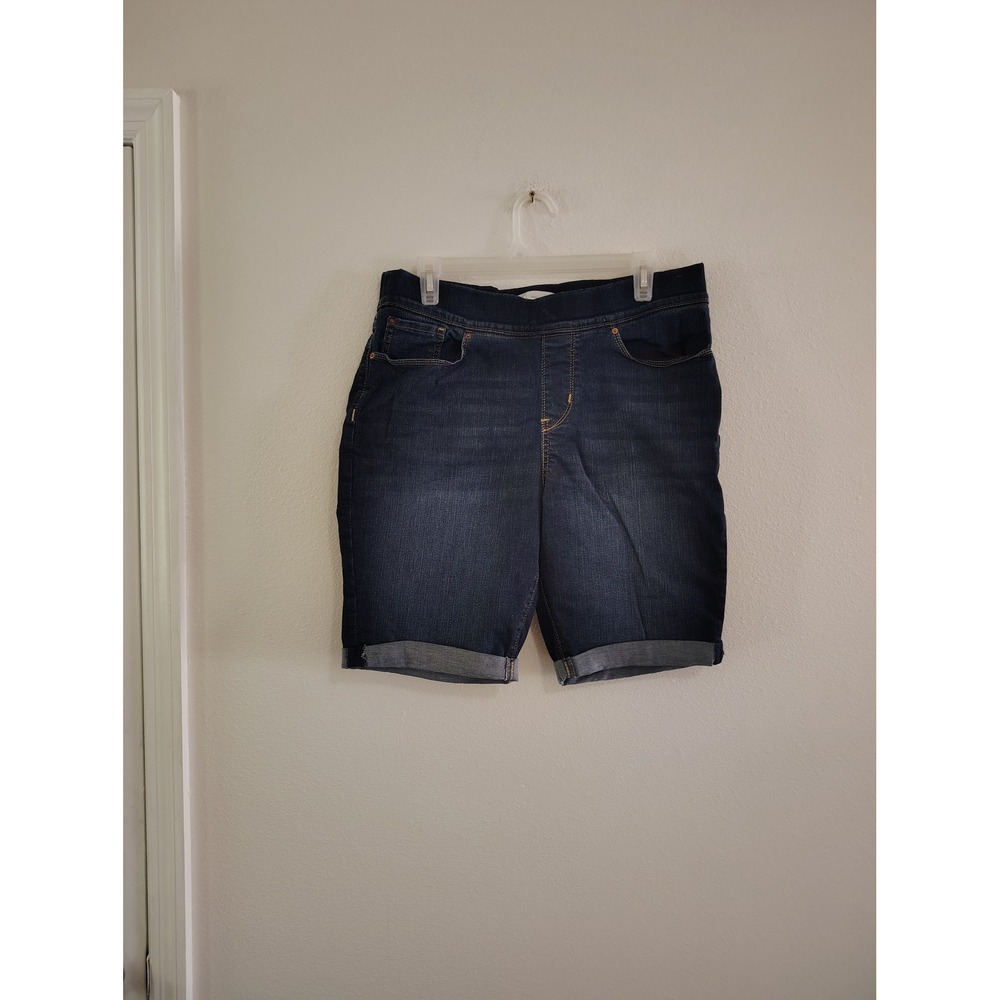 Signature Levi Strauss Totally Shaping Pull-On Bermuda Shorts Dark Wash Size 16